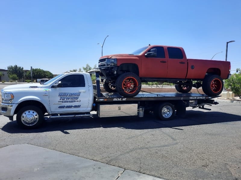 Chandler tow truck